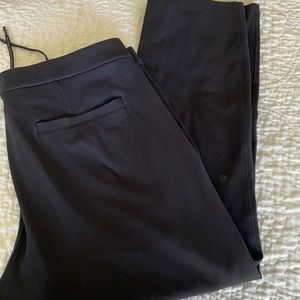 Lululemon black dress pants size 38
